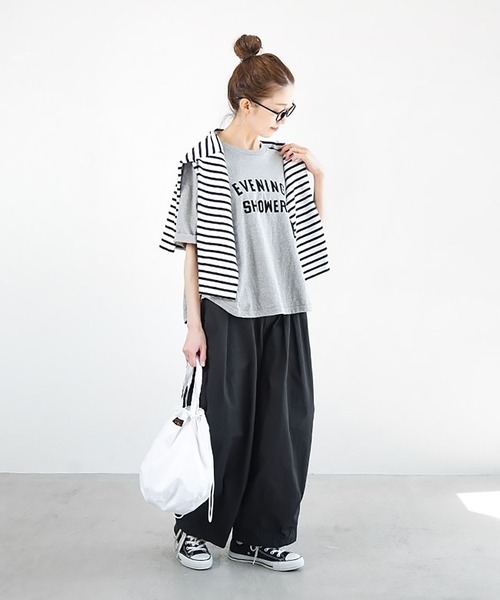 SOLAMONAT（ソラモナ）の「パフ天竺　ハーフスリーブプリントTシャツ(EVENING)（Tシャツ/カットソー・レディース・杢グレー/ホワイト×ブラック/ブラック/ホワイト×レッド/ホワイト×グレー/ホワイト×ピンク・FREE）」の15枚目の写真