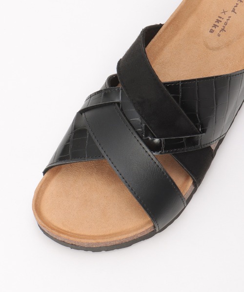 ikka（イッカ）の「切り替えクロスクロコベルトサンダル（サンダル・メンズ・ブラック/ネイビー・L/M/XL）」の6枚目の写真