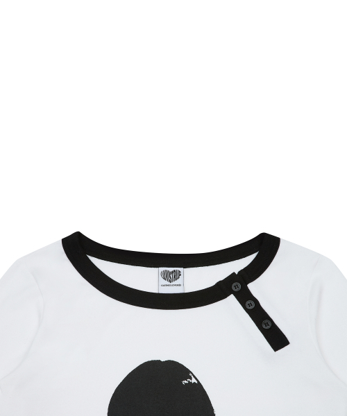 LUVISTRUE(ラヴイズトゥルー)の「EV BUTTON LONG SLEEVE TEE(WHITE)(Tシャツ/カットソー・レディース・その他・FREE)」の4枚目の写真