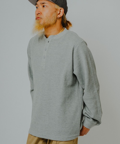 BIG MIKE(ビッグマイク)の「BIG MIKE ビックマイク/ ワッフルヘンリーネック 長袖Tシャツ 102618750(Tシャツ/カットソー・メンズ・グレー/ブラック/ホワイト・LARGE/MEDIUM)」の20枚目の写真