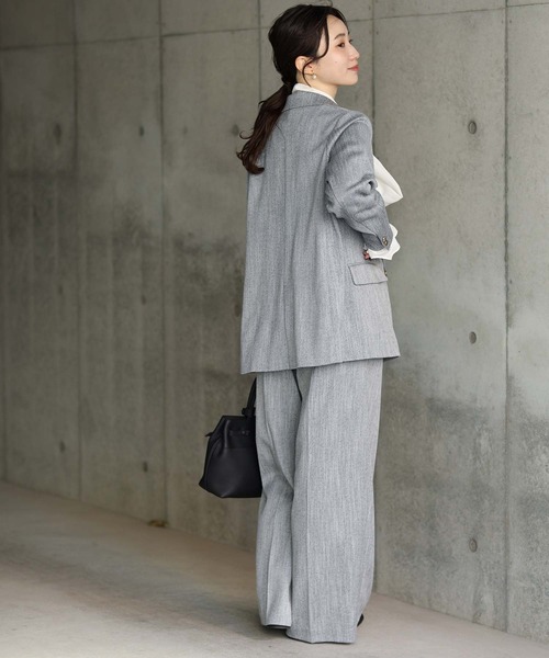 Gready Brilliant（グレディブリリアン）の「ＬＵスラブテーラードジャケット（テーラードジャケット・レディース・ライトベージュ/グレー・38）」の14枚目の写真