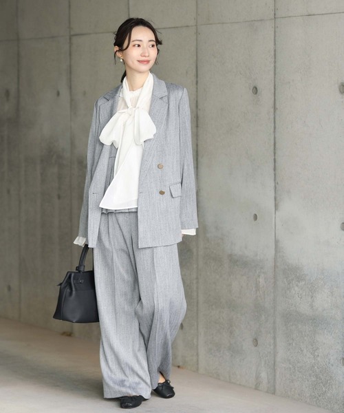 Gready Brilliant（グレディブリリアン）の「ＬＵスラブテーラードジャケット（テーラードジャケット・レディース・ライトベージュ/グレー・38）」の18枚目の写真