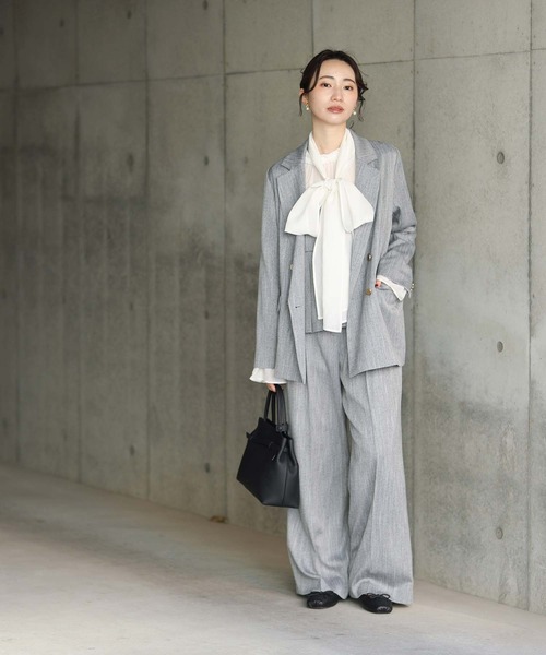 Gready Brilliant（グレディブリリアン）の「ＬＵスラブテーラードジャケット（テーラードジャケット・レディース・ライトベージュ/グレー・38）」の19枚目の写真