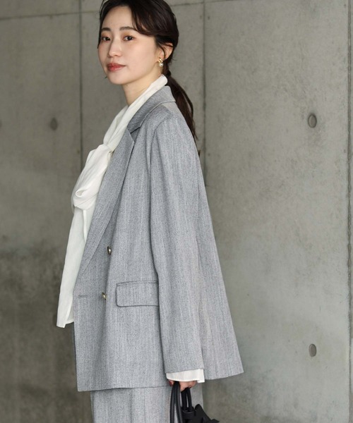 Gready Brilliant（グレディブリリアン）の「ＬＵスラブテーラードジャケット（テーラードジャケット・レディース・ライトベージュ/グレー・38）」の21枚目の写真