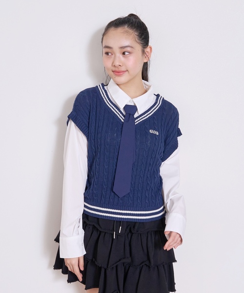 LOVETOXIC（ラブトキシック）の「【アラエル】ネクタイつきレイヤードベスト（シャツ/ブラウス・キッズ・イエロー/ネイビー/トップグレー/アイボリー・130cm/M:150cm/S:140cm/L:160cm）」の3枚目の写真