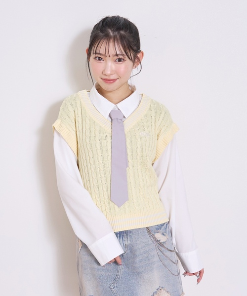 LOVETOXIC（ラブトキシック）の「【アラエル】ネクタイつきレイヤードベスト（シャツ/ブラウス・キッズ・イエロー/ネイビー/トップグレー/アイボリー・130cm/M:150cm/S:140cm/L:160cm）」の6枚目の写真