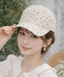 pyornim（ピョルニム）の「【26年春夏新作】フラワー柄ロゴ刺繍キャップ（キャップ）」