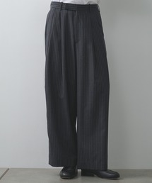 markaware（マーカウェア）の「【marka】2/72ウールトロピカルワッシャー / ツータックバギートラウザーズ / TWO TUCK BAGGY TROUSERS（スラックス）」