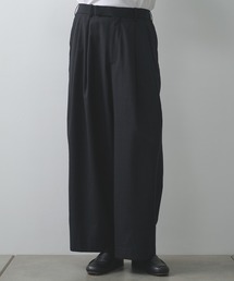 STUDIOUS（ステュディオス）の「【marka】2/72ウールトロピカルワッシャー / ツータックバギートラウザーズ / TWO TUCK BAGGY TROUSERS（スラックス）」