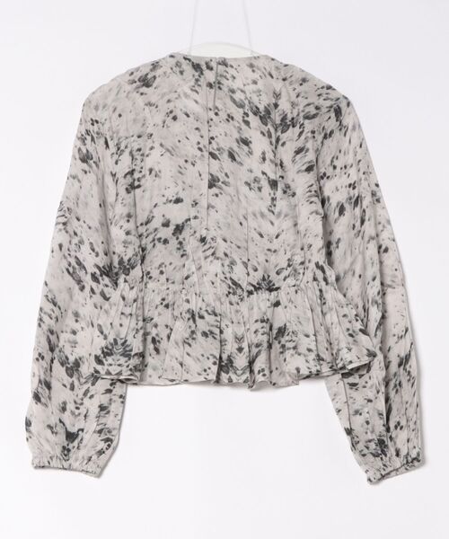 ALLSAINTS(オールセインツ)の「MELANI ROUND NECK GATHERED TOP | MELANI ラウンド ネック ギャザー トップ(その他トップス・レディース・ホワイト系その他・6/10/4/8)」の2枚目の写真