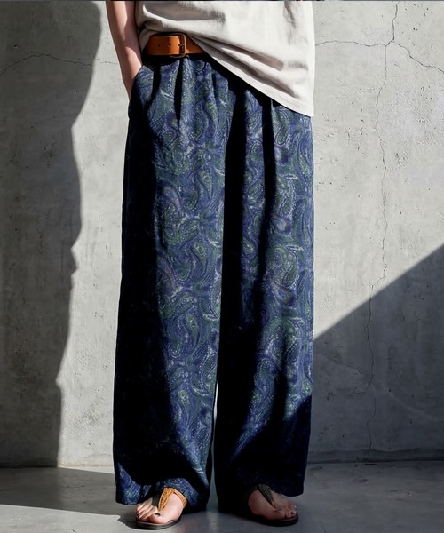antiqua(アンティカ)の「ペイズリー柄 ワイドパンツ(その他パンツ・レディース・グリーン/ブラック・ONESIZE)」の2枚目の写真