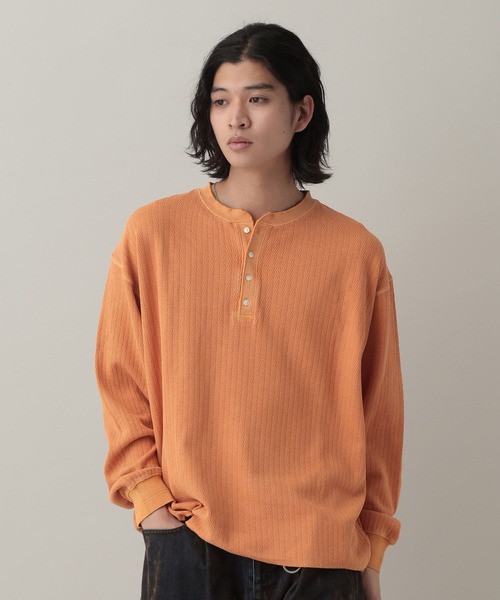 RAGEBLUE（レイジブルー）の「Pigment Honeycomb Henryneck Tshirt/ピグメント加工ハニカムヘンリーネックTシャツ（Tシャツ/カットソー・メンズ・オレンジ/その他19・LARGE/MEDIUM）」の2枚目の写真