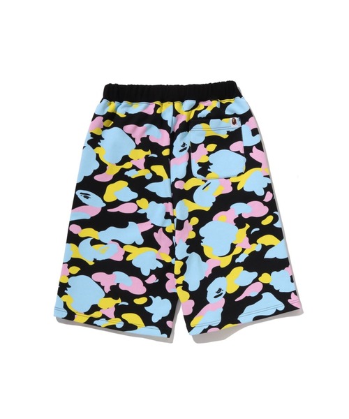 A BATHING APE（アベイシングエイプ）の「NEW MULTI CAMO SWEAT SHORTS（スウェットパンツ・レディース・ブラック/ホワイト・SMALL/X-SMALL）」の5枚目の写真