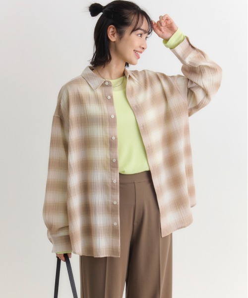 Right-on（ライトオン）の「【HONEYSUCKLE ROSE】チェックビッグシャツ（シャツ/ブラウス・レディース・ブラック/ベージュ/ブラウン・M/L/S）」の4枚目の写真