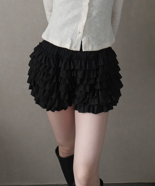 LAFFMO(ラフモ)の「ティアードフリルショートパンツ(その他パンツ・レディース・ホワイト/ブラック・F)」の16枚目の写真