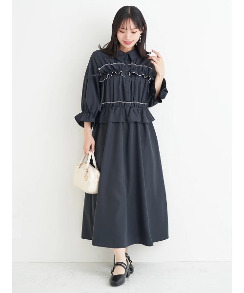 Re-J&SUPURE(リジェイアンドスプル)の「【大きいサイズ】フリル×リボンシャツワンピース(無地・ストライプ)(ワンピース・レディース・ネイビー/A・XXXX-LARGE/XXX-LARGE/XX-LARGE)」の2枚目の写真