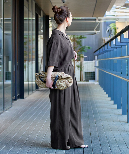 B.C STOCK(ベーセーストック)の「《2点セット》ウォッシャブル / 撥水 / add Function シャツ+パンツ(つなぎ/オールインワン・レディース・ベージュ/スミクロ・FREE)」の5枚目の写真