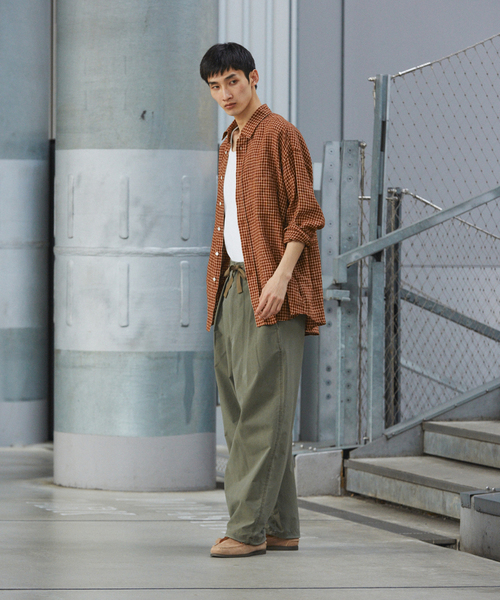 JOURNAL STANDARD(ジャーナルスタンダード)の「COOL DOTS / クール ドッツ ピグメント オーバー パンツ(スラックス・メンズ・カーキ/ブラック/グリーン/ブラウン・LARGE/MEDIUM/SMALL)」の22枚目の写真