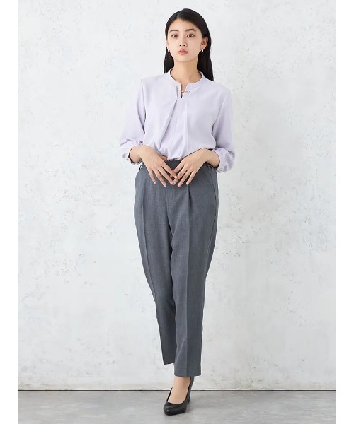 HARUYAMA（ハルヤマ）の「2WAYアクセ付きスキッパーブラウス カットソー ソフィーチェ 通年 【SOFFICE】（シャツ/ブラウス・レディース・ブルー/ライトグレー/オフホワイト・S/LL/M/L）」の4枚目の写真