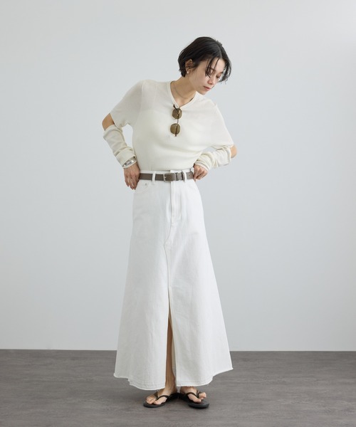 SALON adam et rope'(サロン アダム エ ロペ)の「LOTUS アームカバーTシャツ(Tシャツ/カットソー・レディース・ブラウン/レッド/オフホワイト・FREE)」の8枚目の写真