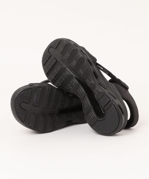 SKECHERS(スケッチャーズ)の「《SKECHERS》GO WALK GLIDE-STEP 2.0 SANDAL(サンダル・レディース・ブラック・23.0cm/24.0cm/25.0cm/22.0cm)」の3枚目の写真