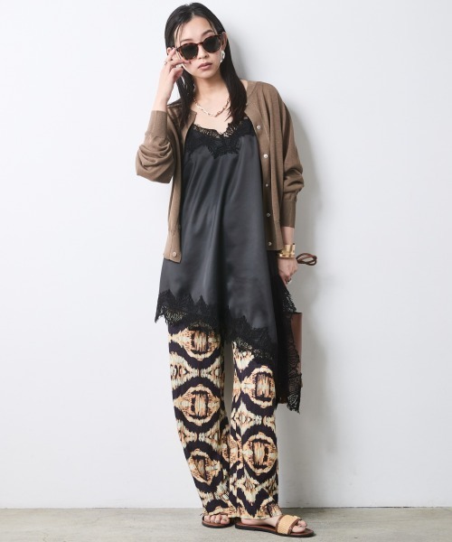 CHIC STYLE(シックスタイル)の「シアーニットブルゾン<大きいサイズ有>シックスタイル(スウェット・レディース・グレー/モカ/ブラック・L/M/3L/LL/5L/4L)」の19枚目の写真