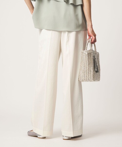 green label relaxing（グリーンレーベルリラクシング）の「［size SHORT/TALLあり］2タック ワイド パンツ ホワイト（その他パンツ・レディース・ホワイト・SHORT/36/38/40/TALL）」の3枚目の写真