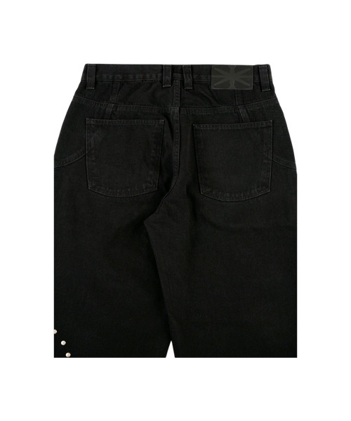 ERTR(イーアールティーアール)の「Marvin Circle Rivet Denim Pants Black(デニムパンツ・レディース・その他・SMALL/MEDIUM/LARGE)」の4枚目の写真