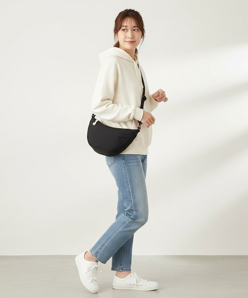 anello(アネロ)の「anello POMY ポミー 2WAYミニショルダー(ショルダーバッグ・レディース・アイボリー/ブラック/ライトイエロー/ブラウン・FREE)」の1枚目の写真