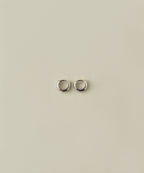 VATSURICA(バツリカ)の「〈VATSURICA〉silver925 / ベーシック ミニ フープピアス 8mm(ピアス(両耳用)・レディース・シルバー/ゴールド・FREE)」の2枚目の写真