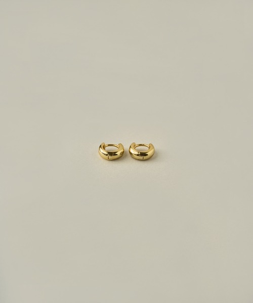 VATSURICA(バツリカ)の「〈VATSURICA〉silver925 / ベーシック ミニ フープピアス 8mm(ピアス(両耳用)・レディース・シルバー/ゴールド・FREE)」の3枚目の写真