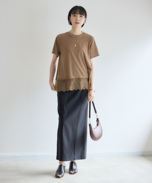 Paradise Picnic(パラダイスピクニック)の「ROSIEE 裾レース半袖トップス(Tシャツ/カットソー・レディース・ブラック/ホワイト/ブラウン・FREE)」の4枚目の写真