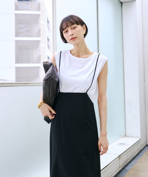 EMMA ROUGE VIF(エマルージュヴィフ)の「【2点セット/細見え】フレンチスリーブTシャツ×サスペンダースカート/キャミワンピース/スリットスカート/秋服/夏服/オフィスカジュアル/大人カジュアル(ジャンパースカート・レディース・ブラック/ライトベージュ・フリー)」の15枚目の写真
