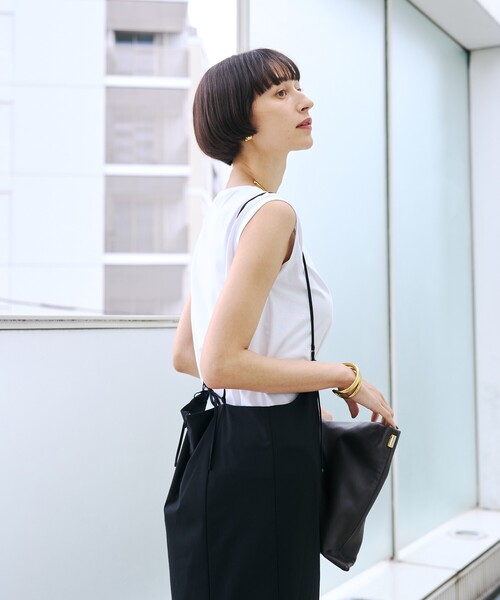 EMMA ROUGE VIF(エマルージュヴィフ)の「【2点セット/細見え】フレンチスリーブTシャツ×サスペンダースカート/キャミワンピース/スリットスカート/秋服/夏服/オフィスカジュアル/大人カジュアル(ジャンパースカート・レディース・ブラック/ライトベージュ・フリー)」の16枚目の写真