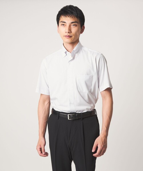 green label relaxing（グリーンレーベルリラクシング）の「A+ COOL Pトリコット ナローストライプ スタンダード ボタンダウン 半袖 ドレスシャツ -ストレッチ・イージーアイロン・接触冷感・吸水速乾-（ビジネスシャツ・メンズ・ライトグレー/ライトブルー・S/M/L/XL）」の2枚目の写真