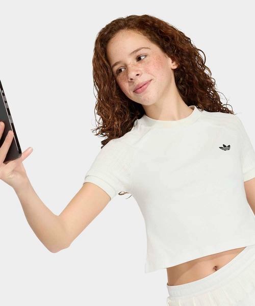 adidas(アディダス)の「スリム ニット スリーストライプス Tシャツ / アディダスオリジナルス adidas Originals(Tシャツ/カットソー・キッズ・ホワイト/ブラック・130/140/150/160/170)」の9枚目の写真