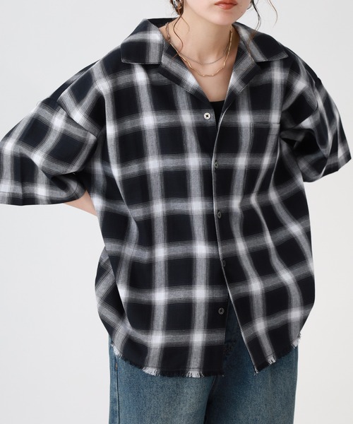 ATELANE(アテレーン)の「ATELANE /オンブレーチェック/裾フリンジ/オープンカラーシャツ 半袖(シャツ/ブラウス・メンズ・レッド/ブラウン/ブラック・XL/M/L)」の14枚目の写真