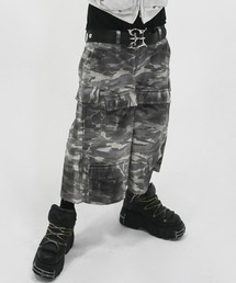 E RIN AI E（オリンアイ）の「【E RIN AI E】DISTRESSED CAMO CARGO BERMUDA PANTS / 【オリンアイ】カモ柄カーゴバミューダパンツ（カーゴパンツ）」