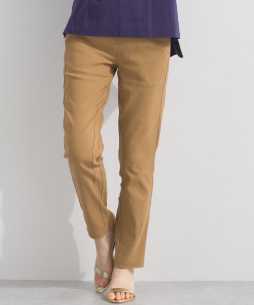 OMNES(オムネス)の「美脚ストレッチ テーパードシルエットタックパンツ(その他パンツ・レディース・ネイビー/ブラック/ベージュ・LARGE/MEDIUM/SMALL)」の1枚目の写真