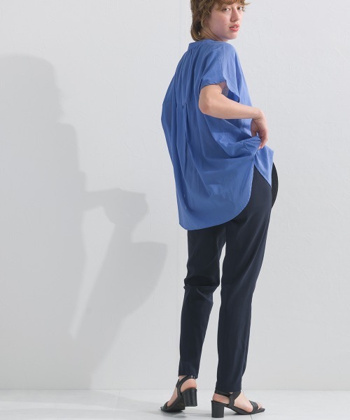 OMNES(オムネス)の「美脚ストレッチ テーパードシルエットタックパンツ(その他パンツ・レディース・ネイビー/ブラック/ベージュ・LARGE/MEDIUM/SMALL)」の18枚目の写真