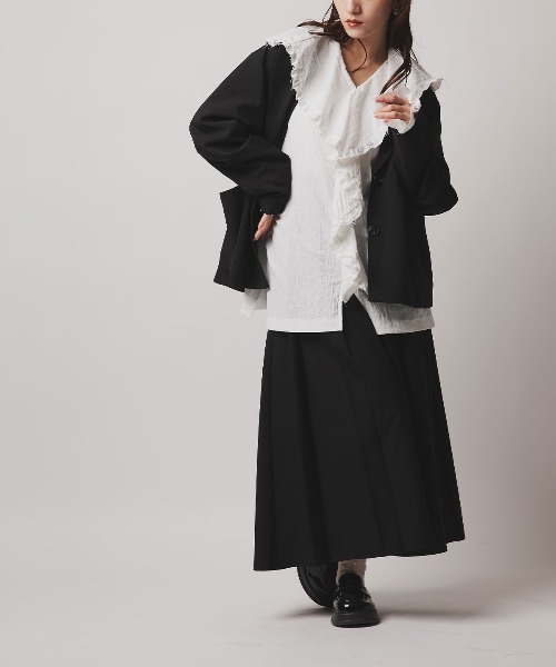 W:Huku（フーク）の「【W:Huku / ソフトタッチツイル】スリット プリーツ スカート / Soft-Touch Twill Slit Pleated Skirt（スカート・レディース・ブラック/ベージュ系その他/ブラウン系その他/グレー系その他・FREE）」の21枚目の写真