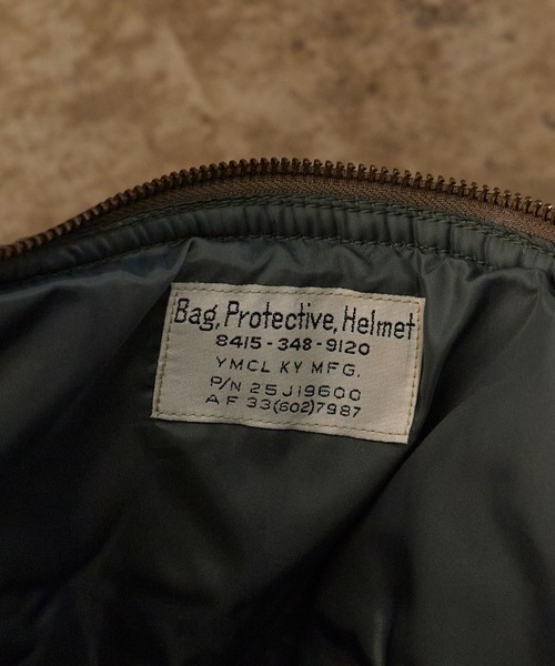 ALL RUNS(オールランズ)の「USAF 50's ヘルメットバッグ ステンシルあり メンズ 秋 秋服 2026年秋冬(トートバッグ・メンズ・ブラック/セージグリーン・FREE)」の18枚目の写真