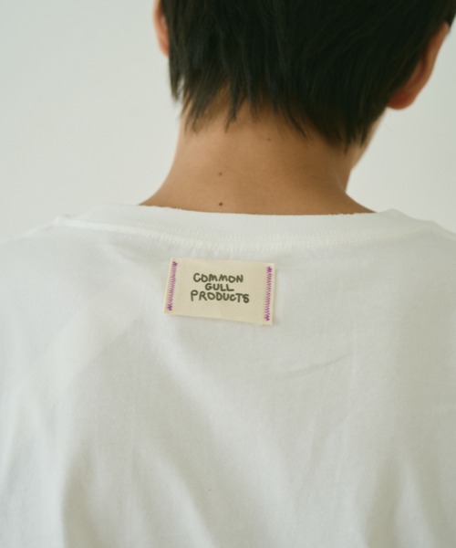 common gull products.(コモンガルプロダクツ)の「彼女が見た気配のボタンTシャツ(Tシャツ/カットソー・レディース・ホワイト系/ホワイト系1/ホワイト系2・SMALL/MEDIUM/LARGE)」の10枚目の写真