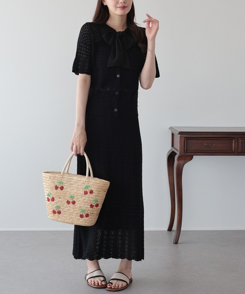 BLUEEAST(ブルーイースト)の「クロシェニットセットアップ(ワンピース・レディース・ベージュ/ブラック・MEDIUM/LARGE)」の10枚目の写真