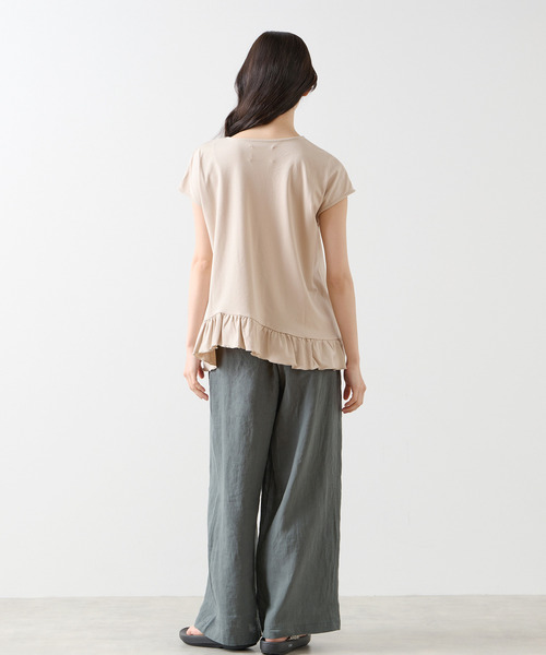 LOGEMENT DE CLAIRE(ロジュモンドクレール)の「【LOURMARIN】フリルヘムプルオーバー(Tシャツ/カットソー・レディース・ブラック/カーキ/ライトベージュ・FREE)」の8枚目の写真