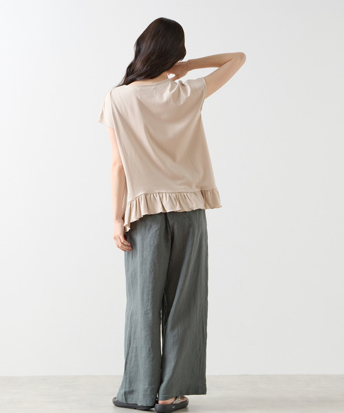 LOGEMENT DE CLAIRE(ロジュモンドクレール)の「【LOURMARIN】フリルヘムプルオーバー(Tシャツ/カットソー・レディース・ブラック/カーキ/ライトベージュ・FREE)」の9枚目の写真