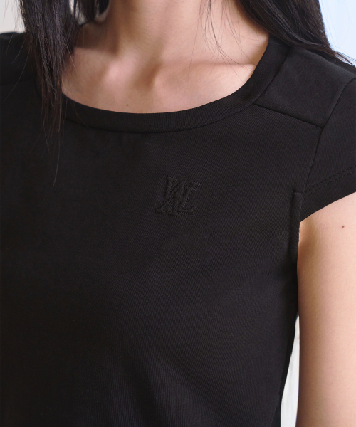 WOOALONG（ウアロン）の「Slim cotton square neck cap t-shirts - BLACK（Tシャツ/カットソー・レディース・ブラック・SMALL/MEDIUM）」の3枚目の写真