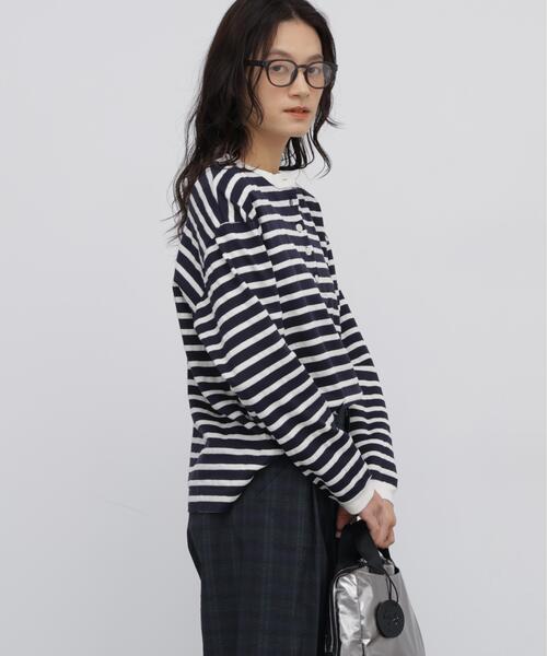 human woman(ヒューマンウーマン)の「◆メッシュボーダーヘンリーネックカットソー(Tシャツ/カットソー・レディース・ダークインディゴブルー/クリアブラウン・MEDIUM)」の5枚目の写真