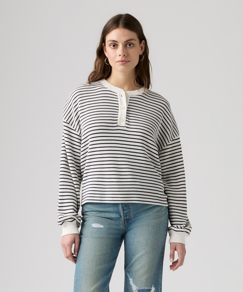 Levi's（リーバイス）の「Levi's/リーバイス DRY GOODS リラックス ロングスリーブ ヘンリーTシャツ（Tシャツ/カットソー・レディース・ホワイト・XS/S/M）」の2枚目の写真
