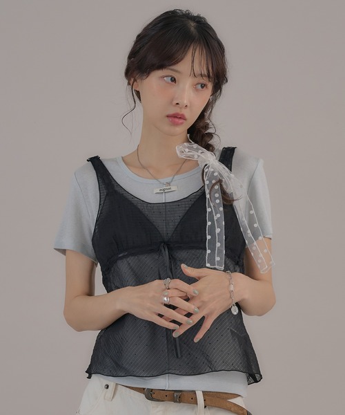apres jour mignon(アプレジュールミニョン)の「ヴィンテージドットシアーノースリトップス(キャミソール・レディース・ブラック/オフホワイト/ブルー・LARGE/フリー)」の8枚目の写真